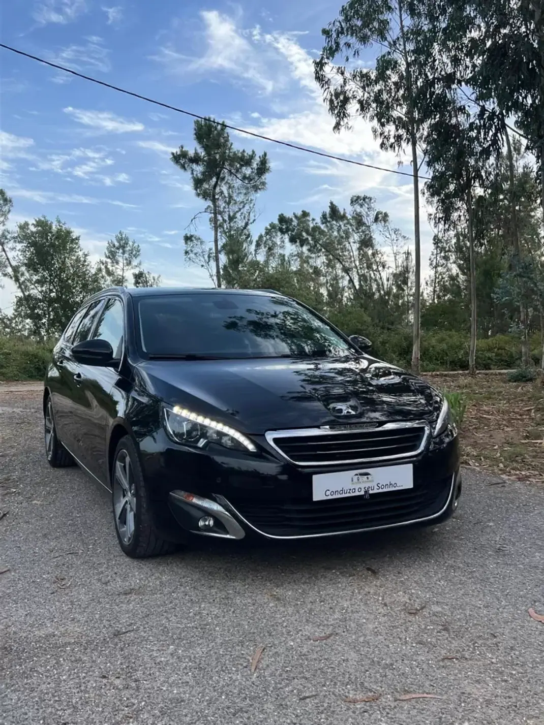 Peugeot 308 SW 2015 - 9500 EUR, 210430 km - AUTO.MOTO.pt - 210430km - foto 2 de 23