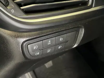 Fiat Tipo Station Wagon 2017 - 9490 EUR, 120000 km - AUTO.MOTO.pt - 120000km - foto 10 de 30