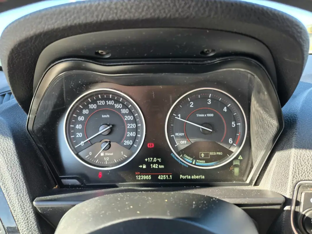 BMW 116 2016 - 13950 EUR, 123965 km - AUTO.MOTO.pt - 123965km - foto 7 de 10