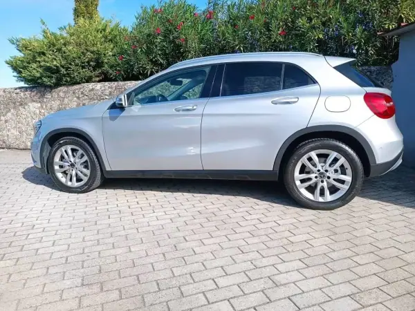 Mercedes-Benz GLA 220 2014 — foto 3 de 17