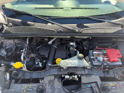 Renault KANGOO 1.5DCI 3L C/IVA 2019 - 9990 EUR, 175000 km - AUTO.MOTO.pt - 175000km - foto 17 de 17