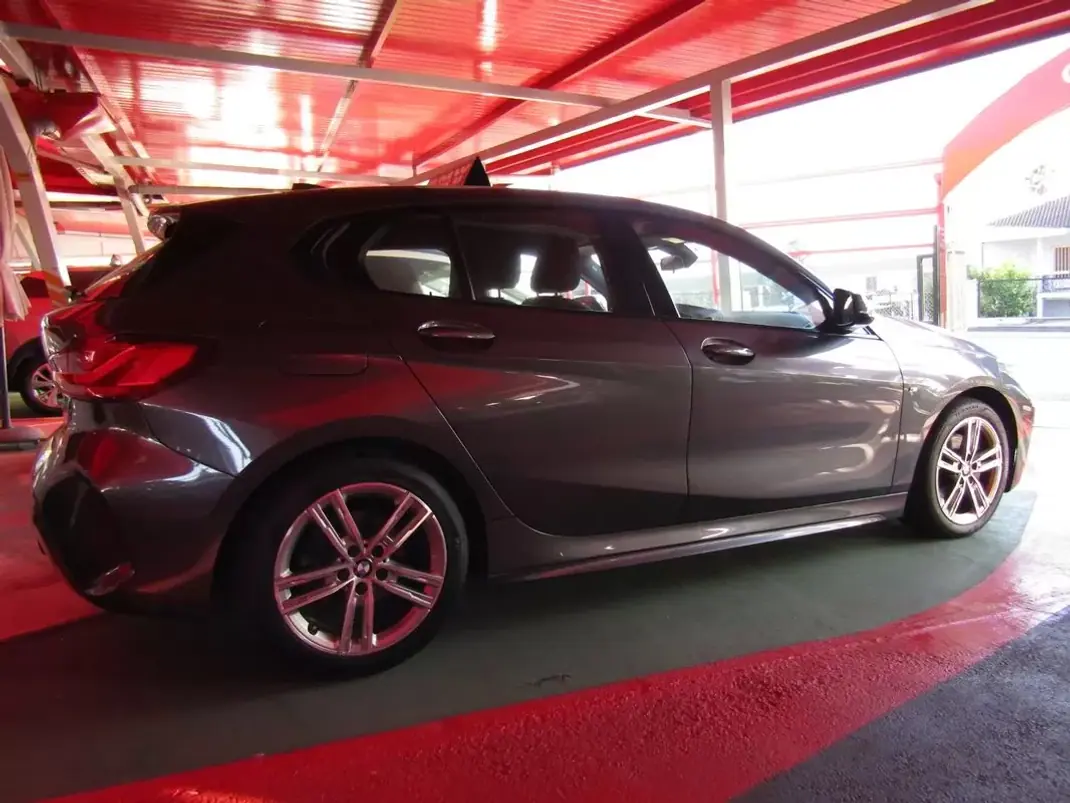 BMW 116 2021 - 24899 EUR, 49120 km - 49120km - foto 29 de 31