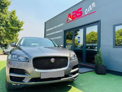 Jaguar F-Pace 2017 - 24999 EUR, 78000 km - AUTO.MOTO.pt - 78000km - foto 11 de 32