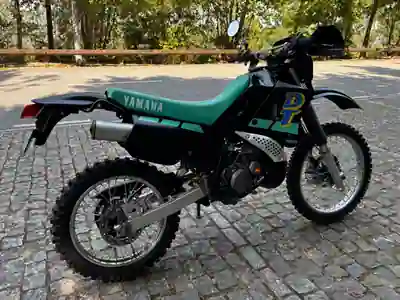 Yamaha DT 1990 - 4000 EUR, 17000 km - foto 5 de 12