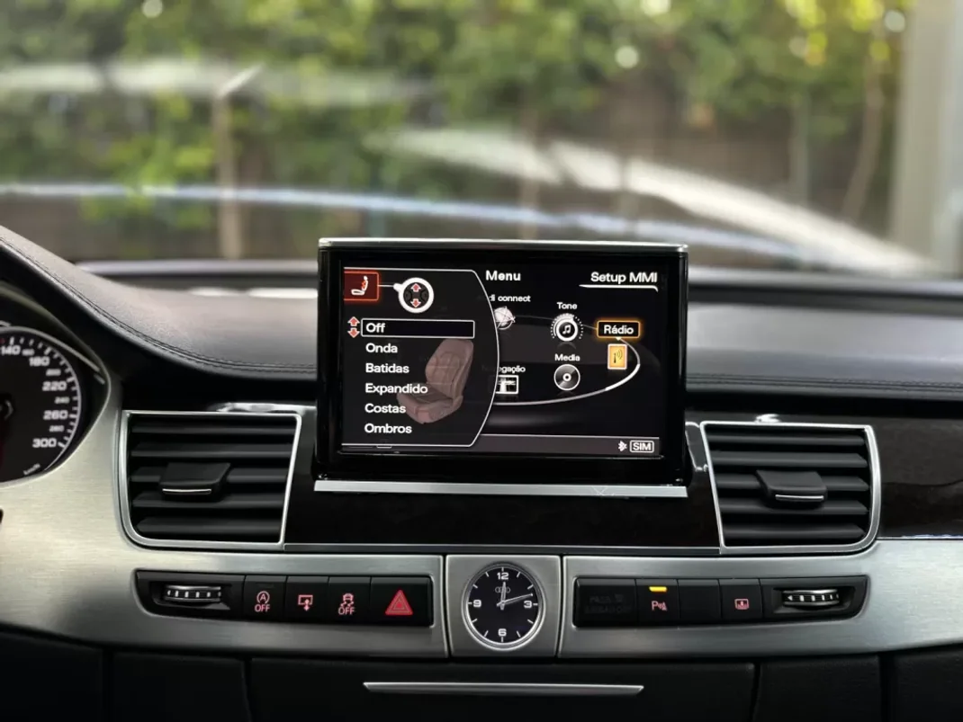Audi A8 2016 - 39000 EUR, 170000 km - AUTO.MOTO.pt - 170000km - foto 41 de 53