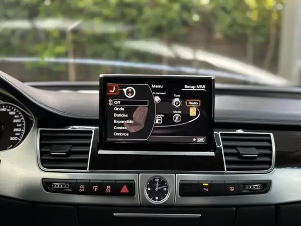 Audi A8 2016 - 39000 EUR, 170000 km - AUTO.MOTO.pt - 170000km - foto 41 de 53