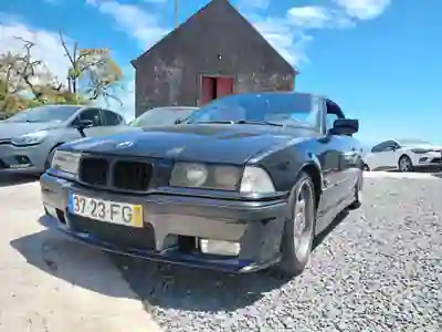 BMW 318 1995 - 10000 EUR, 189653 km - AUTO.MOTO.pt - 189653km - foto 3 de 13