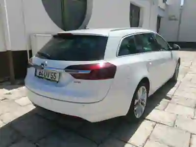 Opel Insignia Sports Tourer 2014 - 7500 EUR, 289000 km - AUTO.MOTO.pt - 289000km - foto 7 de 15