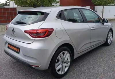 Renault Clio 2019 - 12990 EUR, 117032 km - AUTO.MOTO.pt - 117032km - foto 4 de 16