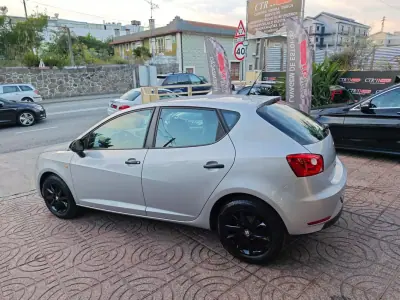 SEAT Ibiza 2016 - 10900 EUR, 80000 km - AUTO.MOTO.pt - 80000km - foto 13 de 29