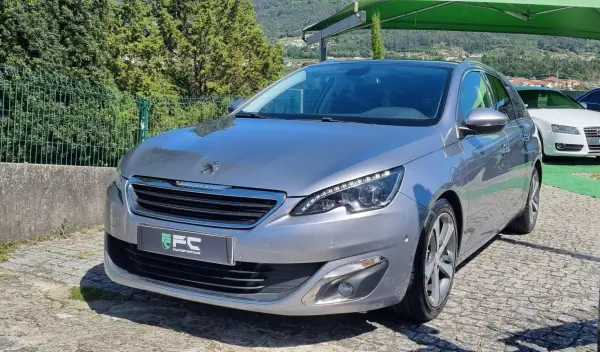Peugeot 308 SW 2014 - 9250 EUR, 265000 km - AUTO.MOTO.pt - 265000km - foto 4 de 30