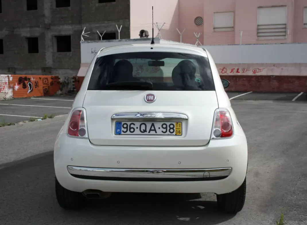 Fiat 500 2011 - 7500 EUR, 115360 km - 115360km - foto 7 de 17