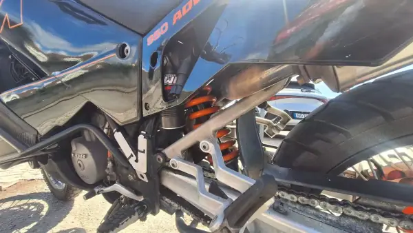 KTM 1290 Super Adventure 2005 - 6250 EUR, 103000 km - AUTO.MOTO.pt - 103000km - foto 9 de 33