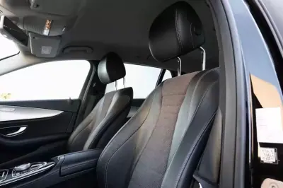Mercedes-Benz E 220 2017 - 25000 EUR, 168000 km - AUTO.MOTO.pt - 168000km - foto 21 de 30