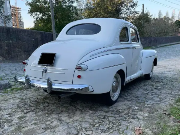 Ford 1948 - 25000 EUR, 40000 km - AUTO.MOTO.pt - 40000km - foto 4 de 37