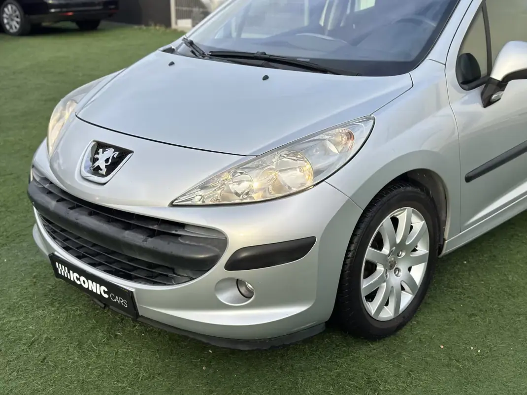 Peugeot 207 2007 - 5990 EUR, 181000 km - AUTO.MOTO.pt - 181000km - foto 3 de 26