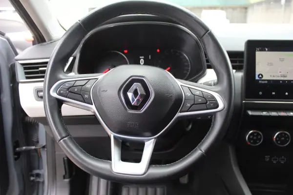 Renault Clio 2022 - 14750 EUR, 96500 km - AUTO.MOTO.pt - 96500km - foto 18 de 22