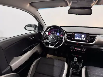 Kia Stonic 2019 - 15750 EUR, 68000 km - AUTO.MOTO.pt - 68000km - foto 32 de 60