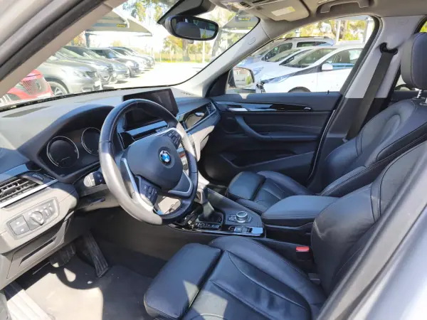 BMW X1 2020 - 27900 EUR, 94000 km - AUTO.MOTO.pt - 94000km - foto 9 de 21