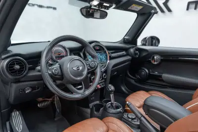 MINI 2017 - 25950 EUR, 65000 km - AUTO.MOTO.pt - 65000km - foto 17 de 41