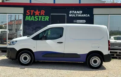 Citroën 2022 - 11950 EUR, 97295 km - AUTO.MOTO.pt - 97295km - foto 4 de 18