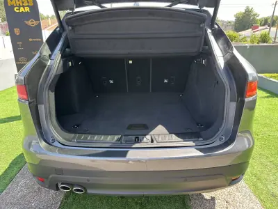 Jaguar F-Pace 2018 - 22500 EUR, 146000 km - AUTO.MOTO.pt - 146000km - foto 69 de 69