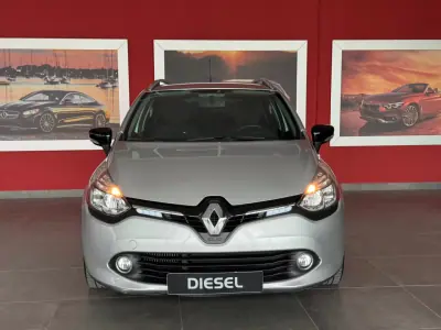 Renault Clio Sport Tourer 2016 - 10990 EUR, 88915 km - AUTO.MOTO.pt - 88915km - foto 5 de 19