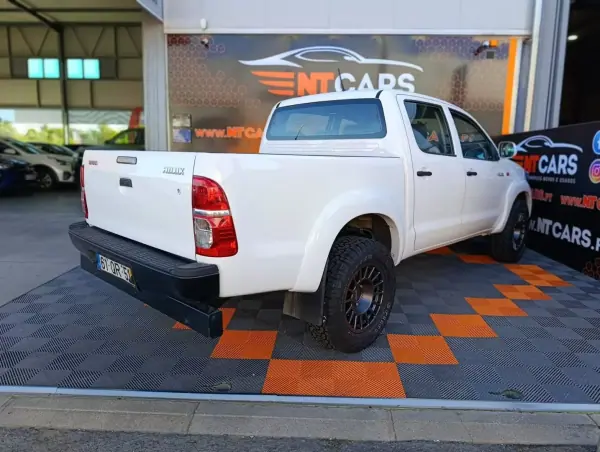 Toyota Hilux 2.5 D-4D 4WD CD CM AC+PM 2015 Diesel