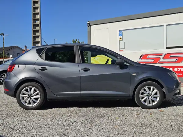 SEAT Ibiza 2016 - 9900 EUR, 122800 km - AUTO.MOTO.pt - 122800km - foto 9 de 40