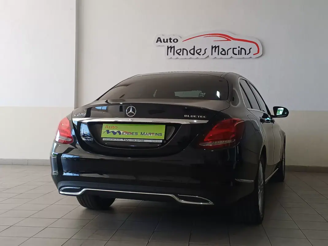 Mercedes-Benz C 220 2015 - 22490 EUR, 76614 km - 76614km - foto 3 de 15