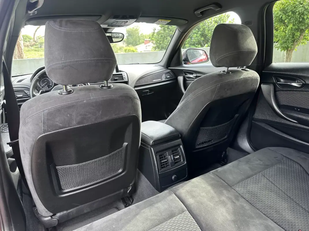 BMW M140i 2017 - 60000 EUR, 140000 km - AUTO.MOTO.pt - 140000km - foto 38 de 69