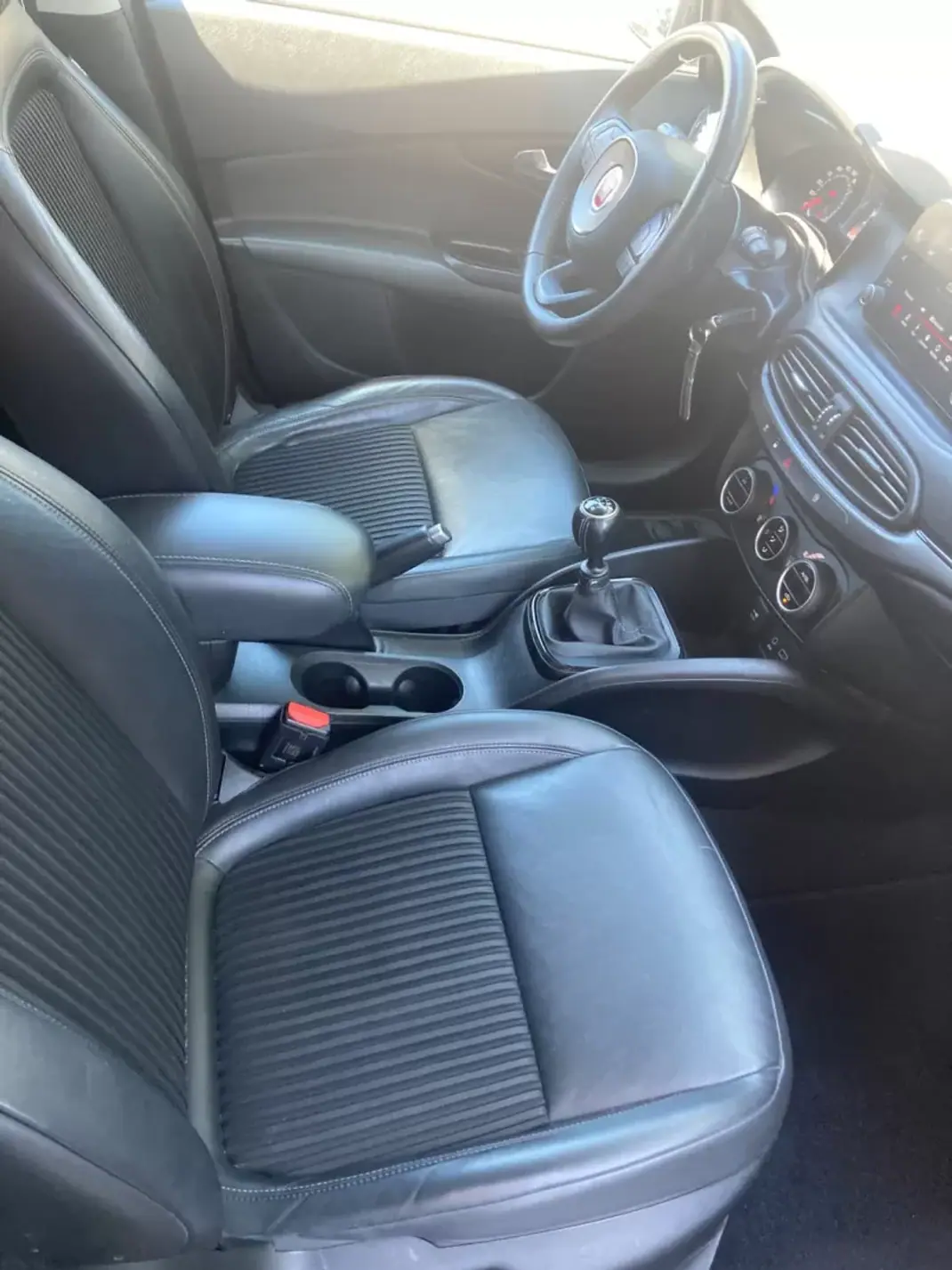 Fiat Tipo 2018 - 11980 EUR, 117950 km - 117950km - foto 15 de 17