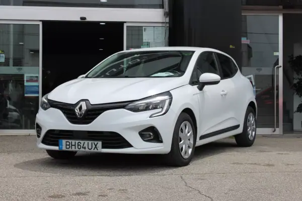 Renault Clio 2023 — photo 2 of 16