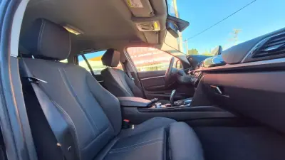 BMW 320 2017 — foto 5 de 27