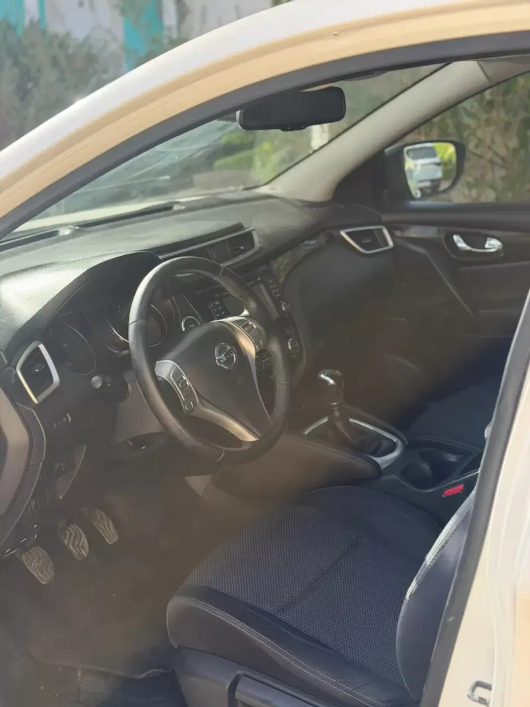 Nissan Qashqai 2014 - 13900 EUR, 167089 km - 167089km - foto 8 de 9