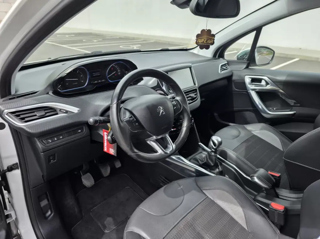 Peugeot 2008 2014 - 9750 EUR, 240000 km - AUTO.MOTO.pt - 240000km - foto 2 de 16
