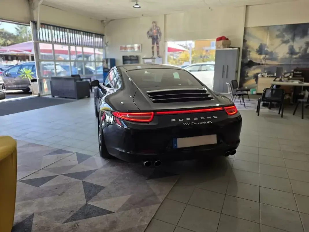 Porsche 911 2015 - 96900 EUR, 86000 km - 86000km - foto 2 de 20