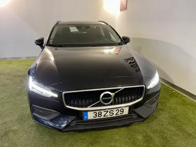 Volvo V60 2020 - 20950 EUR, 154000 km - AUTO.MOTO.pt - 154000km - foto 3 de 30