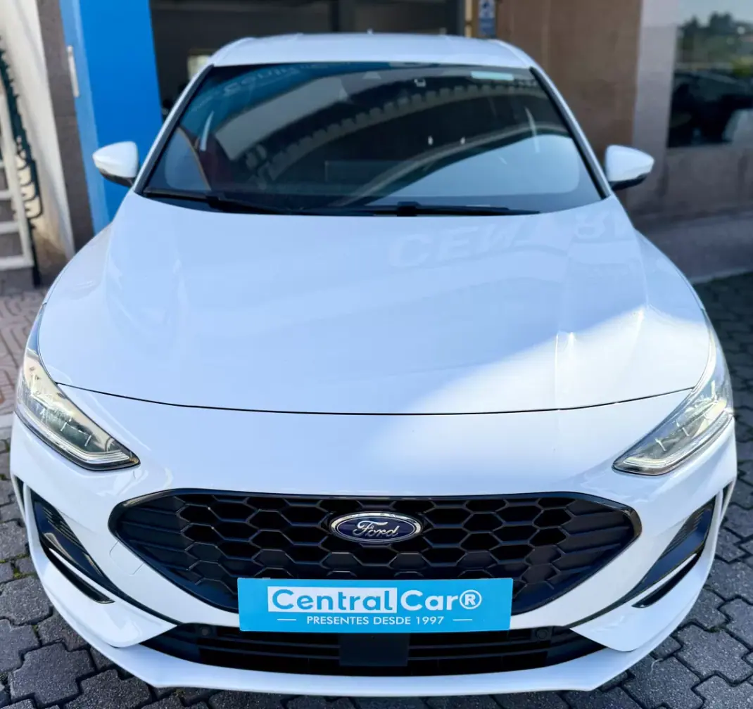 Ford Focus C-Max 2024 - 17950 EUR, 49000 km - 49000km - foto 4 de 26