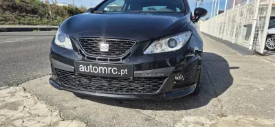 SEAT Ibiza 2011 - 12900 EUR, 126027 km - AUTO.MOTO.pt - 126027km - foto 5 de 39