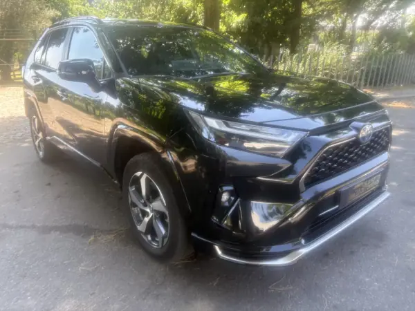 Toyota RAV4 2025 - 47500 EUR, 22000 km - AUTO.MOTO.pt - 22000km - foto 3 de 28