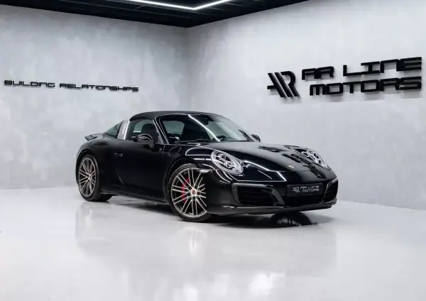 Porsche 911 2017 - 139950 EUR, 43000 km - AUTO.MOTO.pt - 43000km - foto 2 de 50
