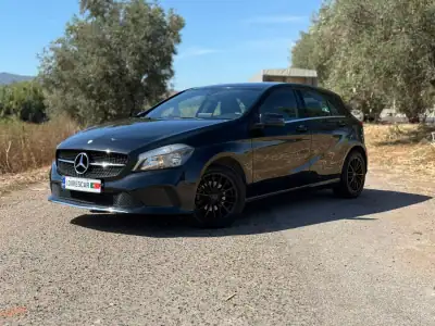 Mercedes-Benz A 180 2017 - 16500 EUR, 182000 km - AUTO.MOTO.pt - 182000km - foto 40 de 41