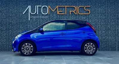 Toyota Aygo 2018 - 11750 EUR, 46000 km - AUTO.MOTO.pt - 46000km - foto 14 de 15