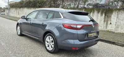 Renault Mégane Sport Tourer 2019 - 8950 EUR, 360000 km - AUTO.MOTO.pt - 360000km - foto 21 de 23