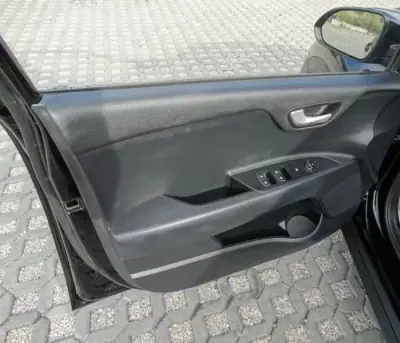 Kia Stonic 2021 - 13500 EUR, 59472 km - AUTO.MOTO.pt - 59472km - foto 25 de 25