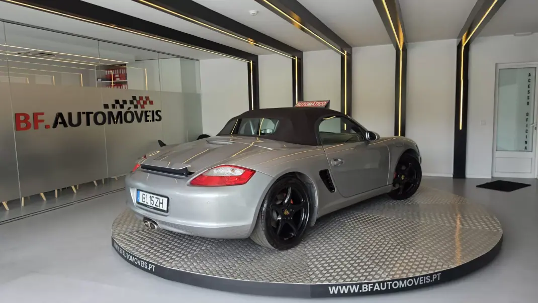 Porsche Boxster 2008 - 39900 EUR, 133697 km - 133697km - foto 19 de 64