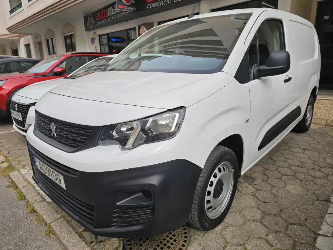 Peugeot Partner 1.5 BlueHDI Pro Longa 3L 2020 - 12900 EUR, 187531 km - AUTO.MOTO.pt - 187531km - foto 13 de 13