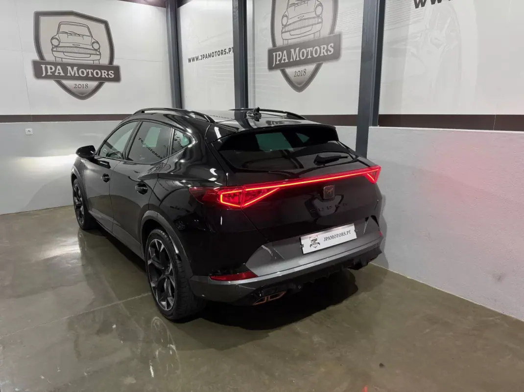 Cupra Formentor 2021 - 29900 EUR, 69200 km - AUTO.MOTO.pt - 69200km - foto 4 de 37