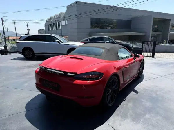 Porsche 718 Boxster 2023 - 87900 EUR, 29000 km - AUTO.MOTO.pt - 29000km - foto 4 de 26
